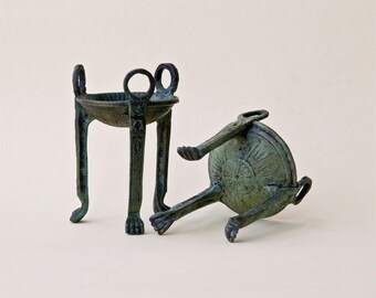 Bronze Vessel, Greek Sculpture Tripod Mini Bowl, Tealight Holder Metal Sculpture, Ancient Greece Sanctuary Tripod Museum Replica, Art Decor