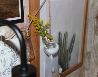 Minamalistic Hanging Light Bulb Vase