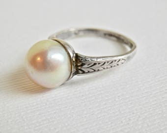 Art Deco Ring, Vintage Pearl Ring, Vintage Pearls, Sterling Silver, Size 4.5 Ring, June Birthstone, Vintage Jewelry, Bridal Jewelry