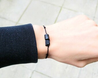 Simple black bracelet, black tourmaline raw, bracelets women, minimal jewelry, thin cord bracelet, protection stone, black gemstones, gift