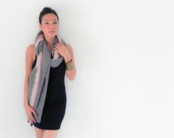 Onuma scarves gray pink Winter scarf