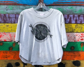 90s graphic tee, fish, pisces, crop top