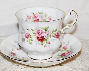 Vintage Vintage Paragon Cup and Saucer England English Flowers "Rose" Beautiful Condition
