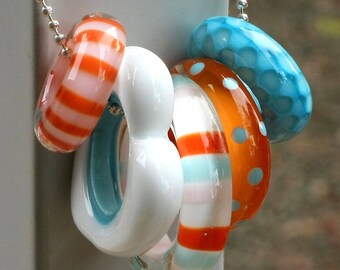 Set of 5 Assorted Lampwork Glass Ring Beads with Heart and FREE Chain
