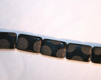 GLASS Polkadot Rectangles 15mm x 10mm