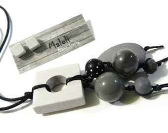 DUO:LoNg NecKlacE and Earrings
