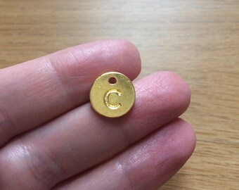 26 x Alphabet Charms A-Z Full Set Round Gold Charms 12mm