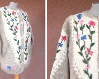 1950's / 1960's Wool Embroidered Cardigan - 50's Floral Wool Cardigan