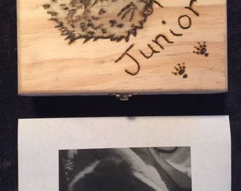Pet Cremation Boxes, Personalized Pet Cremation Boxes, Pet Urns