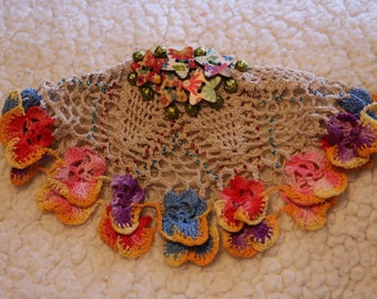 Upcycled doily hairclip