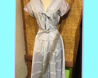 Charming Vintage 1950s Periwinkle Blue Dress 28" waist