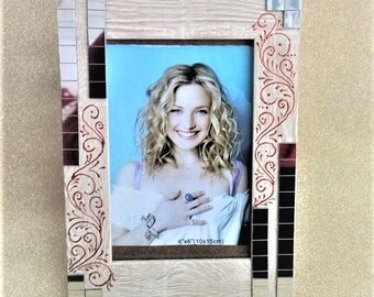 Family photo frame, Photo frame with small mirrors, Photo frame for memories, Custom family frame, Family picture frame, Painted photo frame