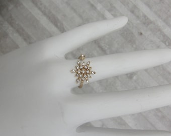 Gold Snowflake Ring Adjustable