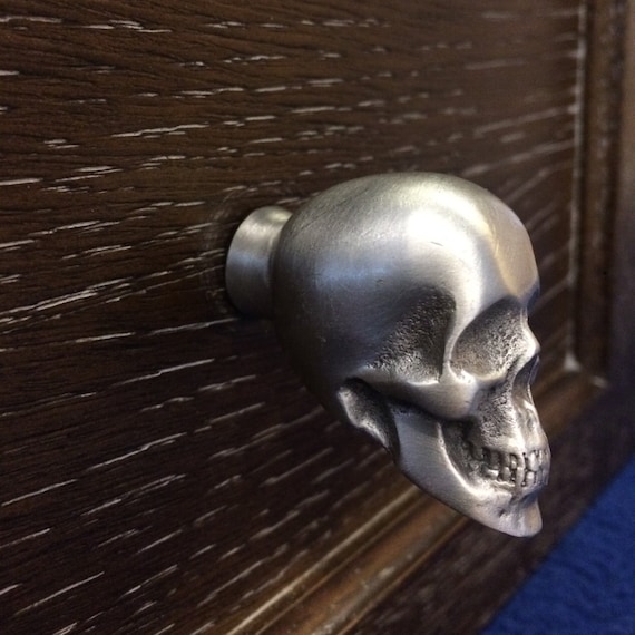 Skull knob. Skull Von Pewter Solid heavy