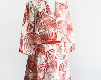 Beautiful DIANE von FURSTENBERG jacket and skirt red and white.