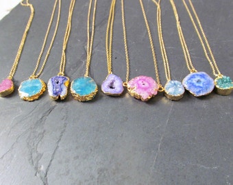 geode necklace, dainty geode necklace, druzy necklace, druzy jewelry, geode jewelry, geode slice necklace, geode pendant necklace,
