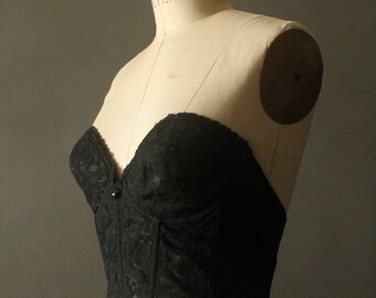 Vintage 70's Black Lace Strapless Bustier by Shape-Mate, size 34C