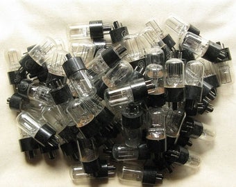 5 pcs Vacuum Tubes, For Craft Hobby, Vintage Destash, Old Vacuum Tubes, Crafting Destash, Destash Crafts, Gift For Techie, Vint