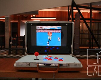 Retro-Inspired Portable Briefcase Arcade