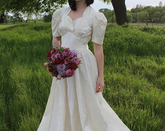 HONEY 1940's Wedding Dress Bridal Attire Vintage Gown Candlelight Satin Classic