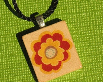 Daisy - Scrabble Tile Pendant Necklace