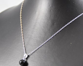 Silver necklace 40 cm with onyx ball 8mm