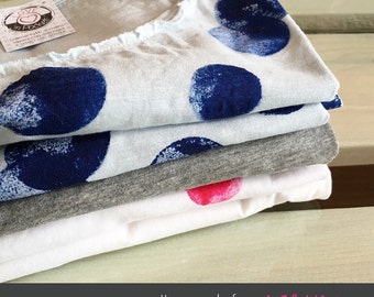 T-shirt with polka dots made by hand