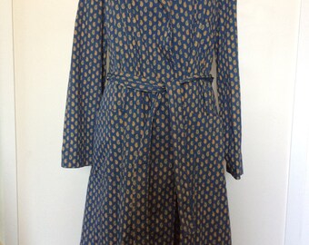 1940's 1950's Vintage Mens Smoking Jacket Paisley Robe Made in New Zealand Dressing Gown by Klipper Size 42