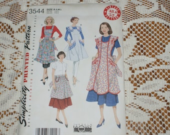 New Simplicity Apron Pattern 3544 Size s,m,l