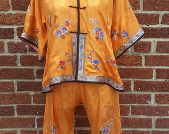Vintage 1920s 30s Chinese Silk Pajamas // Milnor // Antique Pyjamas