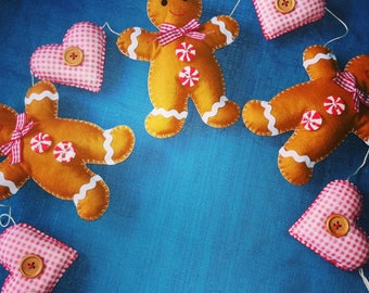 Lovely gingerbread man Christmas garland