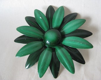 Flower Green Daisy Brooch Enamel Vintage Pin