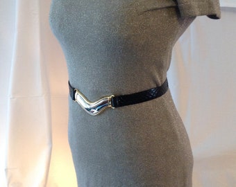 Oversized front /Boucle snakeskin leather belt 5 inches / Creations Elite, Montreal/Size 70/28, 32 inches long / adjustable 3 snaps