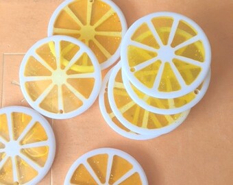 Vintage LEMON SLICE Charms....dangly. cute. kitschy. vintage charms. lemonade. resin. retro. kitsch jewelry. fruit. lemon slice. drink