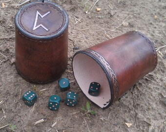 Satz von 6 Tassen Futhark Runen Leder / Perudo / Würfel Tasse Lügner Würfel