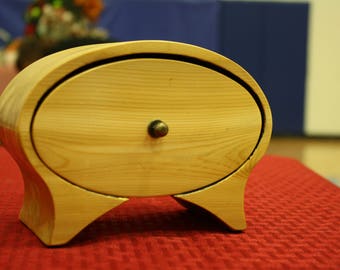 Cedar Oval Shaped Bandsaw Box for Jewelry, Keepsakes, Storage, Home Decor