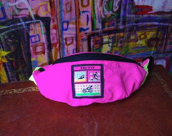 90's NEON PINK tri-fit green colorblock fanny pack
