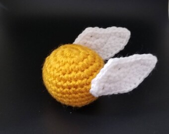Golden Snitch crochet catnip cat toy, Harry Potter inspired amigurumi