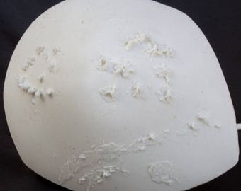 Light translucent porcelain
