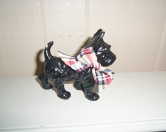 Hand Painted Cast Iron Scottie Dog minature figurine canine