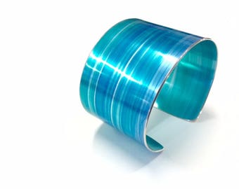 Turquoise 40 mm Anodised Aluminium Cuff