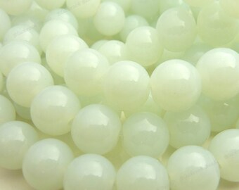 10mm Milky White Round Glass Beads - Smooth, Shiny Beads - 20pcs - BN27