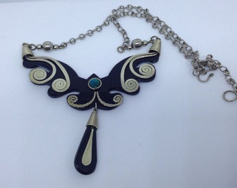 Vintage art Nouveau black silver hand crafted necklace