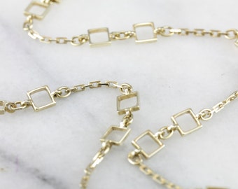 Substantially Mod: Golden Geometric Motif, Modernist Necklace QWLXCZ-P