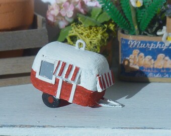 Dollhouse Miniature Camper Birdhouse