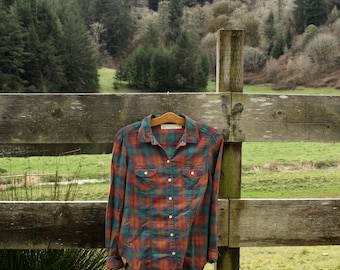 Soft red & green flannel (sz: XS)