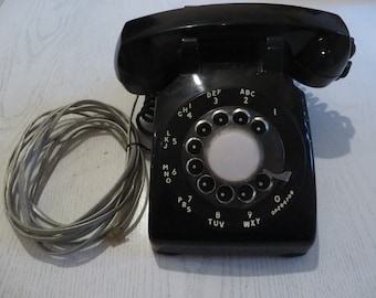 ITT Black Rotary Phone in good working condition