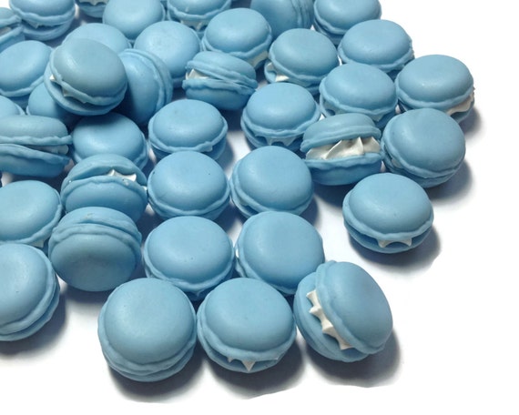 20pcs alimentaire Macaron  miniature bleu  couleurs 18mm