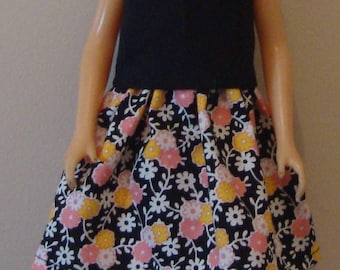Top and skirt for Barbie size doll, barbie top, barbie skirt, barbie size top, barbie size skirt, barbie doll outfit, flowered skrt, top