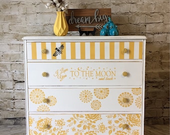 Vintage dresser/ changing table